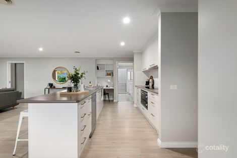 Property photo of 96 Stockman Circuit Thurgoona NSW 2640