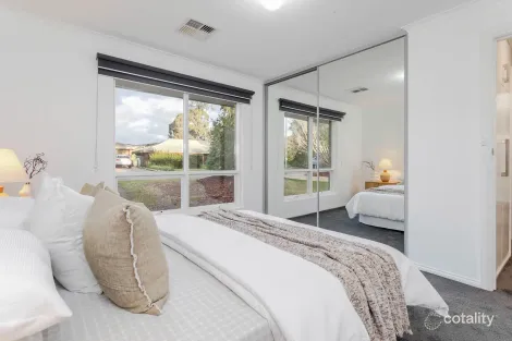 Property photo of 87 Delta Crescent Aberfoyle Park SA 5159