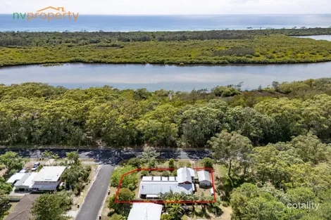 1 Nineteenth Ave, Stuarts Point, NSW 2441
