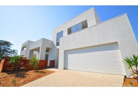 2/11 Grasslands Cres, Reedy Creek, QLD 4227