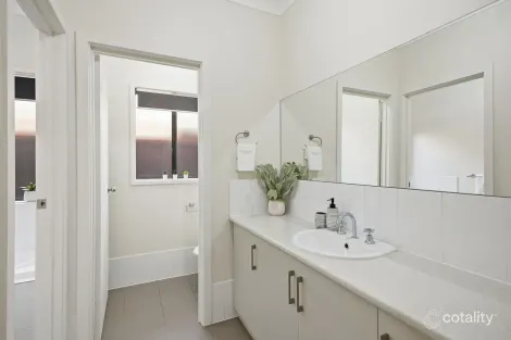 Property photo of 19 Woodhaven Walk Blakeview SA 5114