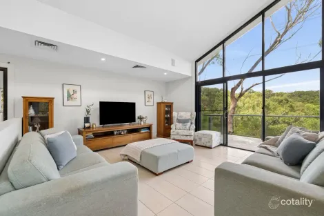 Property photo of 42 Ashburton Avenue South Turramurra NSW 2074