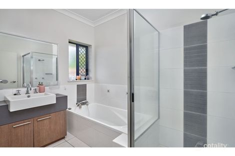 Property photo of 21 Finniss Crescent Bentley Park QLD 4869