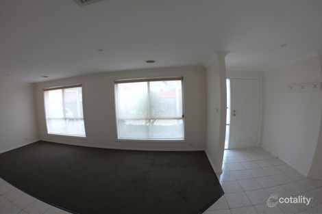 Property photo of 2/18R Purinuan Road Reservoir VIC 3073
