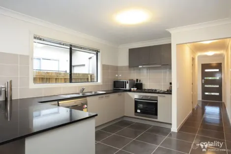 Property photo of 4 Cypress Court Spring Mountain QLD 4300