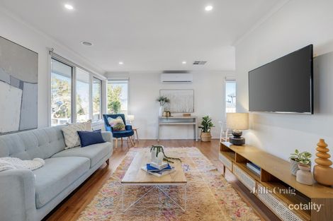 Property photo of 1/57 Struan Avenue Mooroolbark VIC 3138