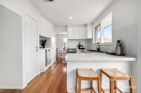 Property photo of 1/57 Struan Avenue Mooroolbark VIC 3138