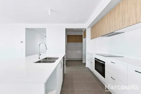 Property photo of 44 Jagger Boulevard Kawungan QLD 4655