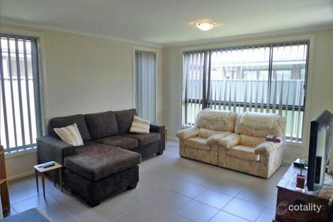 Property photo of 29 Finsbury Circuit Ropes Crossing NSW 2760