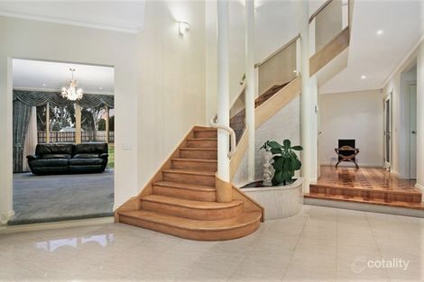 Property photo of 11 Damon Close Narre Warren South VIC 3805