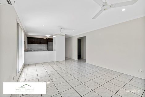Property photo of 11 Outlook Crescent Flagstone QLD 4280