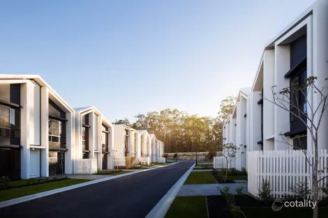Property photo of 21/1 Residences Circuit Pimpama QLD 4209