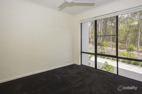 Property photo of 21/1 Residences Circuit Pimpama QLD 4209