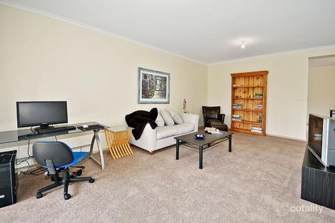 Property photo of 2/30 Baldwin Avenue Montmorency VIC 3094