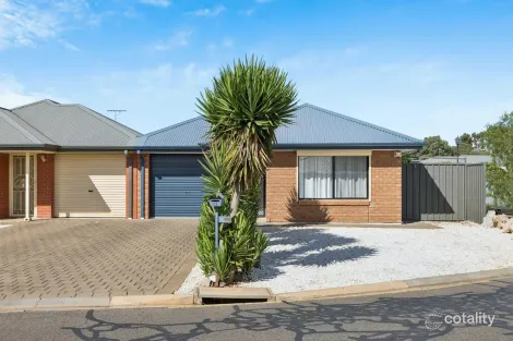 Property photo of 13 Hamra Drive Smithfield SA 5114