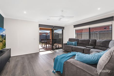 Property photo of 30 Stringybark Avenue Wallan VIC 3756