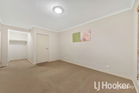 Property photo of 16 Tallgrass Avenue Truganina VIC 3029