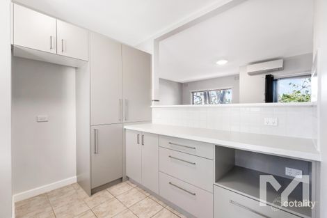 Property photo of 5/21 Montague Way Coolbellup WA 6163