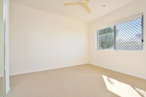 Property photo of 9 Iris Road Kirkwood QLD 4680