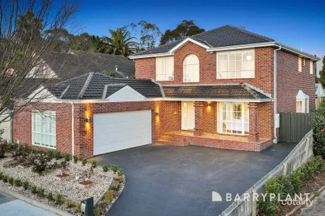 30 JESSICA CL, WANTIRNA SOUTH, VIC 3152