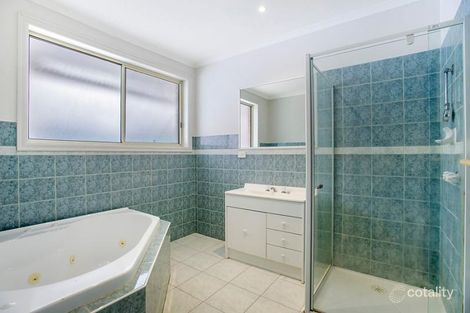 Property photo of 198 Lady Nelson Way Taylors Lakes VIC 3038
