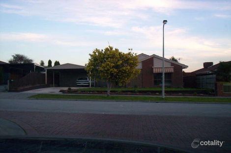 Property photo of 45 Tarcoola Drive Narre Warren VIC 3805