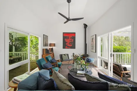 Property photo of 21 High View Road Pretty Beach NSW 2257