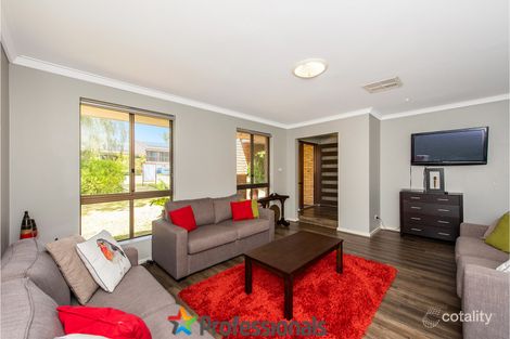 Property photo of 27 Carina Circle Halls Head WA 6210