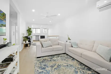 9/6 Genoa St, Surfers Paradise, QLD 4217