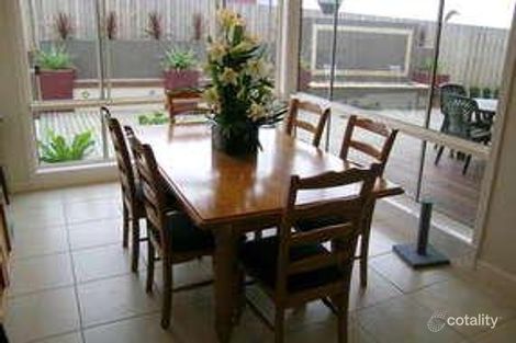 Property photo of 9 Lancaster Way Beaconsfield VIC 3807