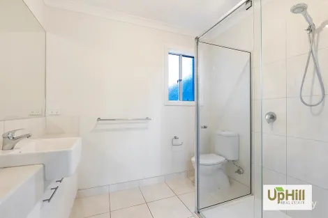 Property photo of 52 Tangemere Way Cranbourne East VIC 3977