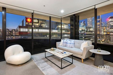 Property photo of 903/815 Bourke Street Docklands VIC 3008