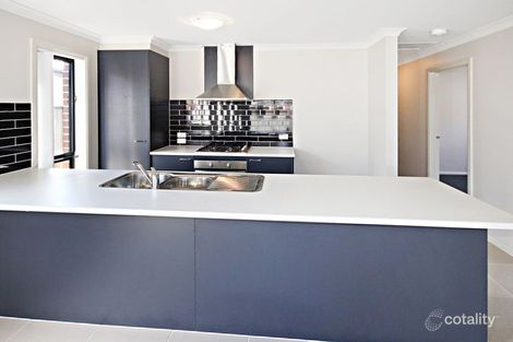 Property photo of 24 Morne Drive Wollert VIC 3750