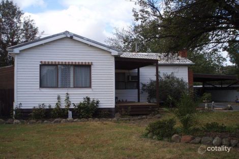 Property photo of 28 Sutherland Street Broadford VIC 3658