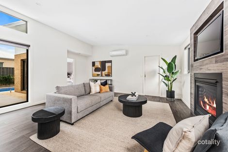 Property photo of 4 Pioneer Place Thurgoona NSW 2640