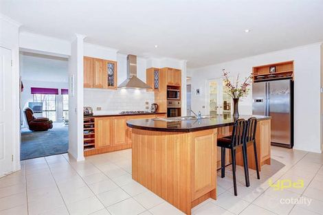 Property photo of 56 Thomas Carr Drive Tarneit VIC 3029