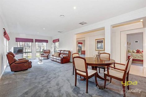 Property photo of 56 Thomas Carr Drive Tarneit VIC 3029