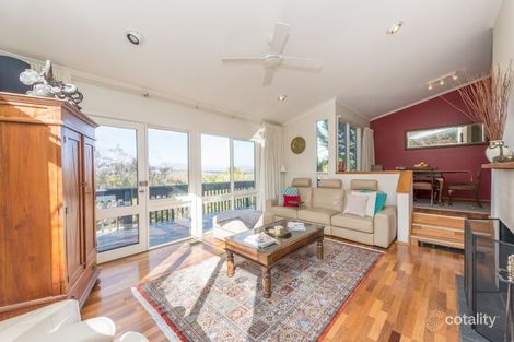 Property photo of 14 Aland Place Fadden ACT 2904