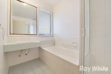 Property photo of 6 Georgian Gardens Wantirna VIC 3152