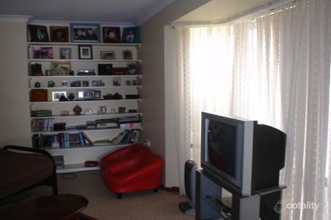 Property photo of 14 Eastcott Place Waroona WA 6215