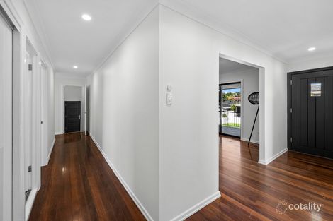 Property photo of 22 Mirang Street Mansfield QLD 4122