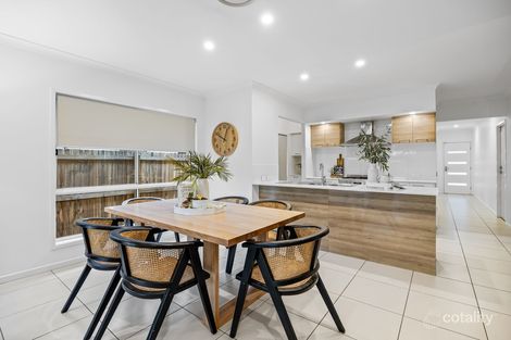 11 Reg Grundy St, Ripley, QLD 4306