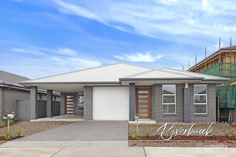 134 Poziers Rd, Edmondson Park, NSW 2174