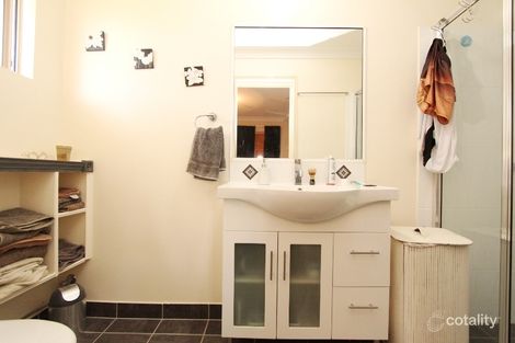 Property photo of 25 Octagonal Crescent Kelso QLD 4815