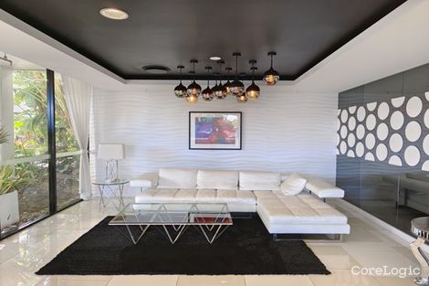Property photo of 21106/5 Harbour Side Court Biggera Waters QLD 4216