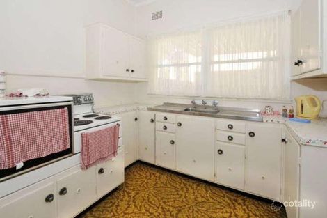 Property photo of 34 Carnegie Circuit Chifley NSW 2036