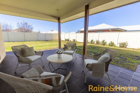Property photo of 4 Cobbity Avenue Dubbo NSW 2830