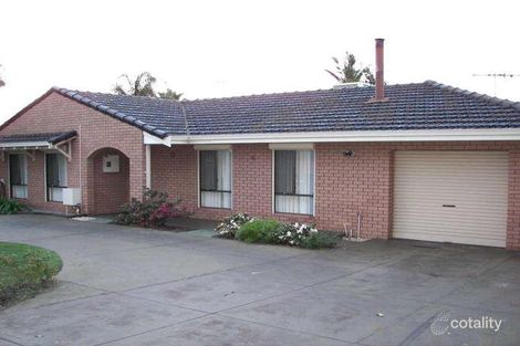 11 Austen St, Lake Coogee, WA 6166