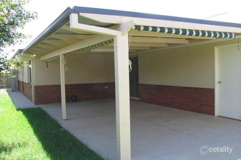 Property photo of 21 Kimba Drive Glenfield Park NSW 2650