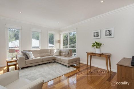 Property photo of 38 Eumeralla Grove Mount Eliza VIC 3930